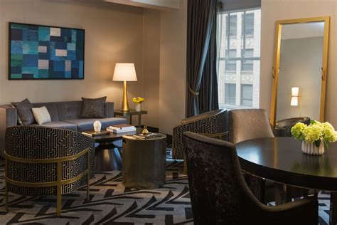 One Bedroom Suite King | The Allegro Royal Sonesta Hotel Chicago Loop