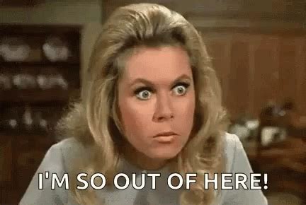 Bewitched Out Of Here GIF - Bewitched OutOfHere NoLastWord - Discover ...