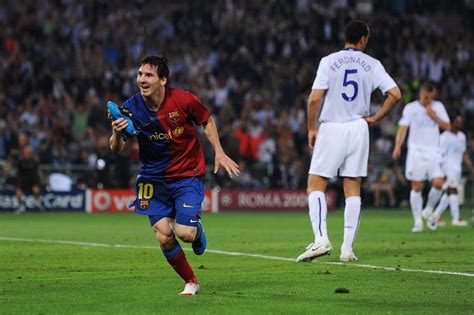 5 iconic Lionel Messi goal celebrations for Barcelona