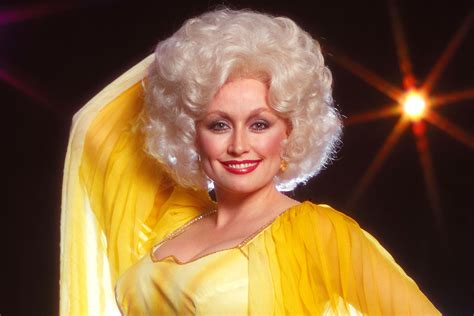 Dolly Parton's Best Hairstyles: Photos | The Daily Dish