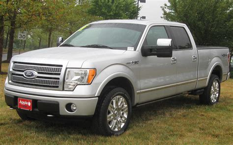 File:2010 Ford F-150 Platinum -- 07-10-2010.jpg - Wikipedia