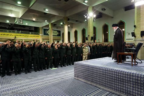 Mehr News Agency - Leader receives IRGC commanders