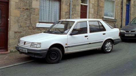 IMCDb.org: 1990 Peugeot 309 in "55 Degrees North, 2004-2005"