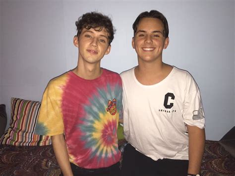 Troye Sivan and his brother Tyde Levi | Troye sivan, T shirts for women ...