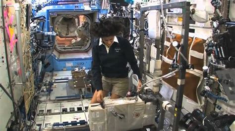 Tour Inside the International Space Station (ISS) HD - YouTube