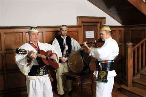 Bandas de música tradicional de Rumania - patrimonio inmaterial ...