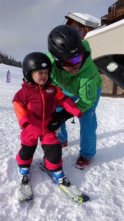 Teaching Toddlers To Ski | 8 EASY Tips From Parents Who've Done It