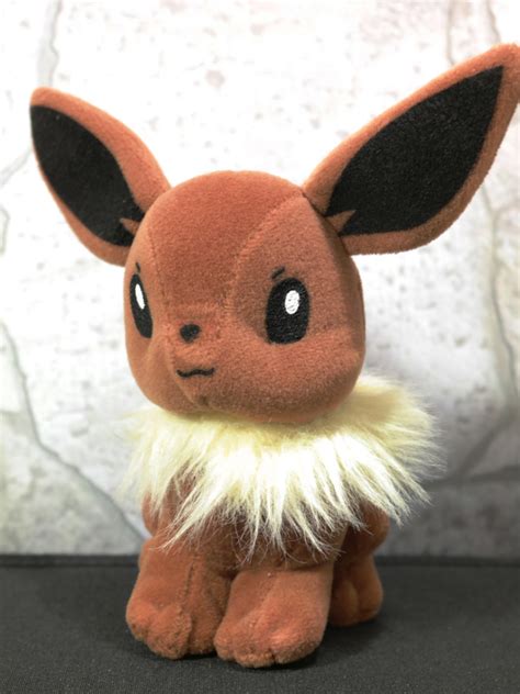 Eevee-Plushies - Nerdinsweden's Pokémon Collection