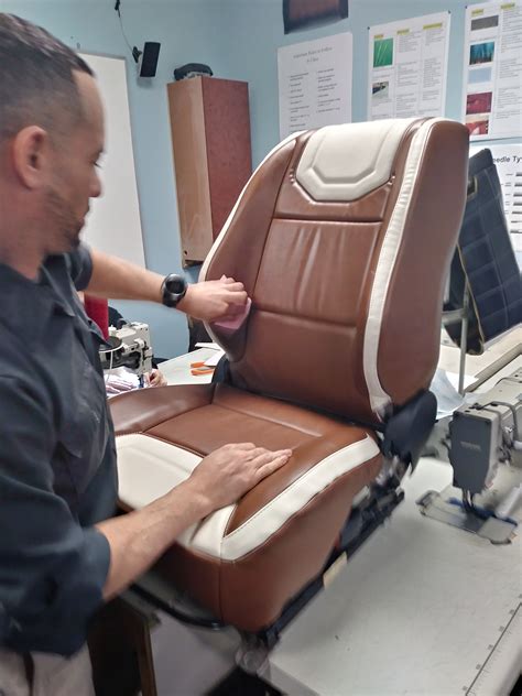 Auto Upholstery Classes Start 10/1/18 – Mobile Tech Training