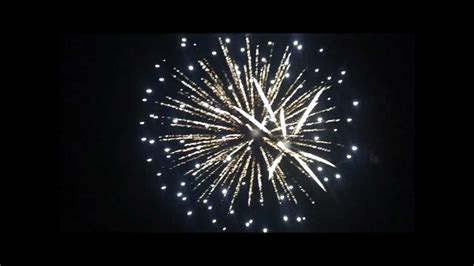 Epic Firework Display *Real* - YouTube