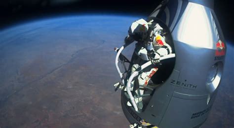 Three Views of Felix Baumgartner’s Record-Breaking Skydive From the ...