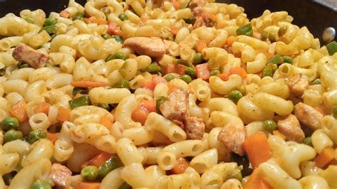 Chicken macaroni ready to 10 minutes delicious recipe by Saiqa Ka ...