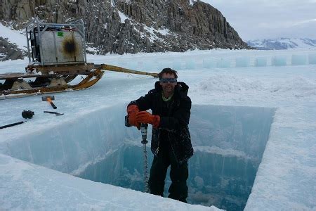 Antarctica : A Journey Over and Under the Sea Ice | Whale of a Time