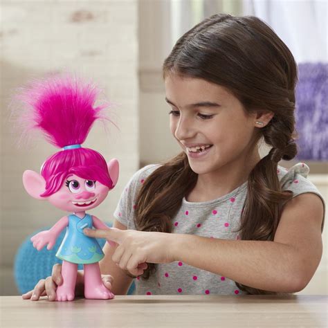 DreamWorks Trolls World Tour Superstar Poppy Doll, Sings Trolls Just ...