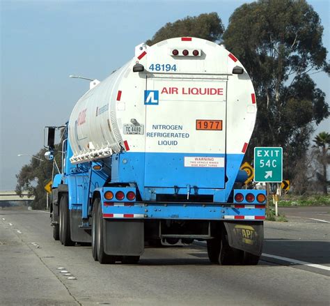 Air Liquide Nitrogen Refrigerated Liquid Truck - a photo on Flickriver