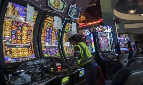 Full House Resorts To Open Its 'Temporary' Casino In Illinois