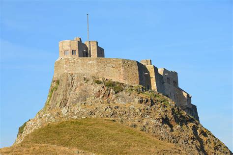 Great Castles - Gallery - Lindisfarne Castle