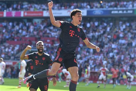 Watch Jamal Musiala goal that won Bundesliga for Bayern Munich - Futbol ...