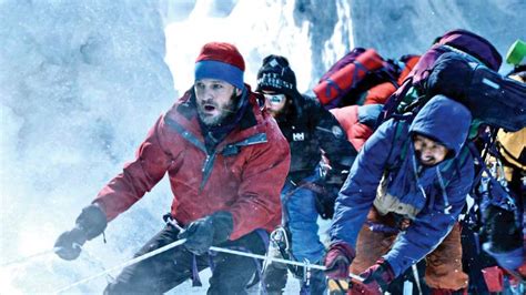 Everest review (2015) Jason Clarke - Qwipster's Movie Reviews