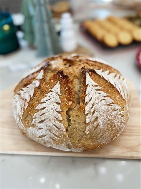 Sourdough Score Art | Christmas Tree | Homemade sourdough bread, Sourdough bread, Christmas bread