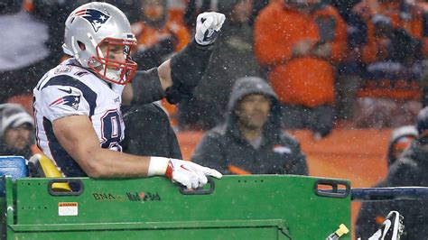 Rob Gronkowski: Patriots TE week to week with knee injury - Sports Illustrated