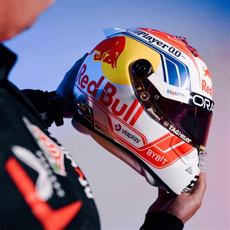 Max Verstappen 2023 Helmet design : r/formula1