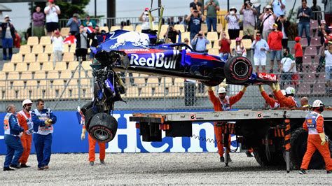 F1 driver talks details of crash that destroyed car