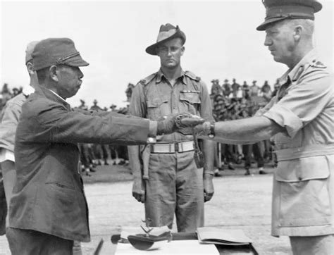 Historical Photos from the Japanese Surrender Ceremony, 1945 - Rare ...