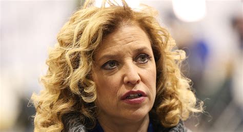 Nonprofit group targets Wasserman Schultz over payday lenders - POLITICO