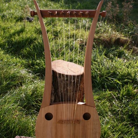 Orpheus Lyre Tenor – Benjamin Simao Luthier