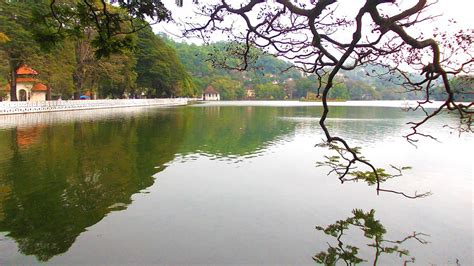 Kandy Lake - Attractions in Kandy - The Radh, Kandy