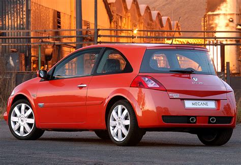 2004 Renault Megane RS - price and specifications