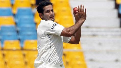 Irfan Pathan takes hat-trick in first over of a Test match against ...