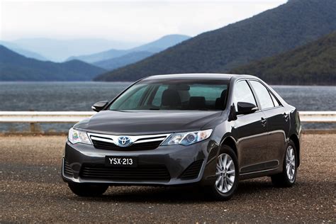 Toyota Camry Hybrid Review | CarAdvice