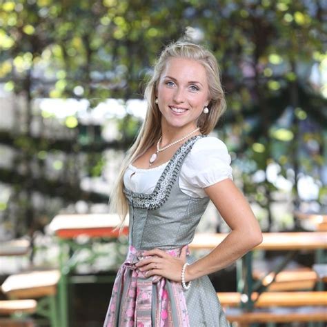 Photos of Germanic women. | Women, Girl fashion, Oktoberfest woman