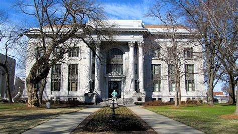 File:Hamilton County, Tennessee Courthouse2.JPG • FamilySearch