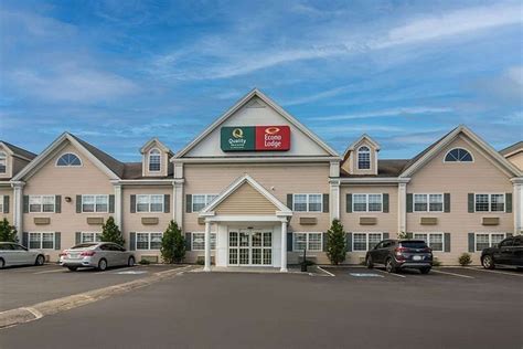 ECONO LODGE - Prices & Hotel Reviews (Auburn, Maine)