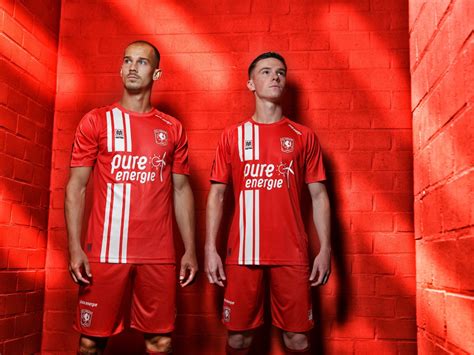 Maillot Domicile Twente 2022-23