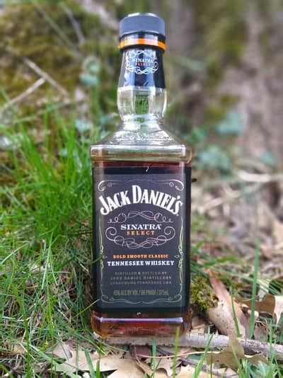 Jack Daniel's Sinatra Select Review [In Depth] The Whiskey Shelf