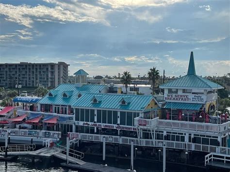 Good restaurant once you find it! - Review of Crabby's On The Pass, Treasure Island, FL ...