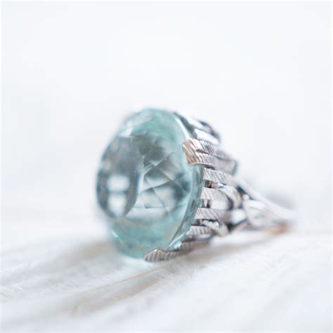 RING, 18K rhodium plated gold, aquamarine approx 50 ct. Item no: 1204868 - Kaplans Auktioner ...