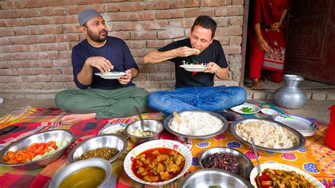 Village Food in Bangladesh! GOLDEN JACUZZI + Huge Lunch in Rural ...