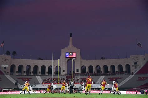 LOOK: USC's 2021 Season In Photos - Sports Illustrated USC Trojans News, Analysis and More