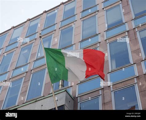 the Italian national flag of Italy, Europe Stock Photo - Alamy