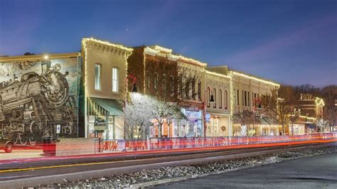 Holiday Fun — Downtown Ashland, Virginia