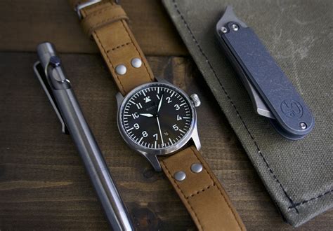 Stowa Flieger Klassik 40 Watch Review | aBlogtoWatch