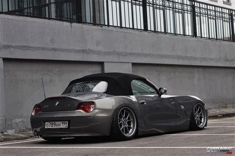 Stanced BMW Z4 E85