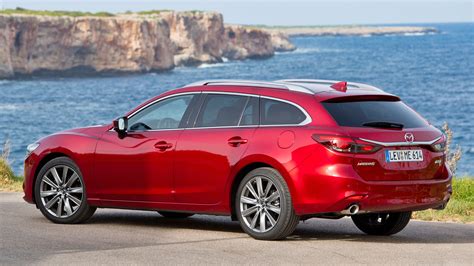 Mazda 6 Wagon (2024) характеристики и цена, фотографии и обзор