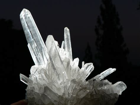 Quartz Crystals, was a fun material practice : r/blender