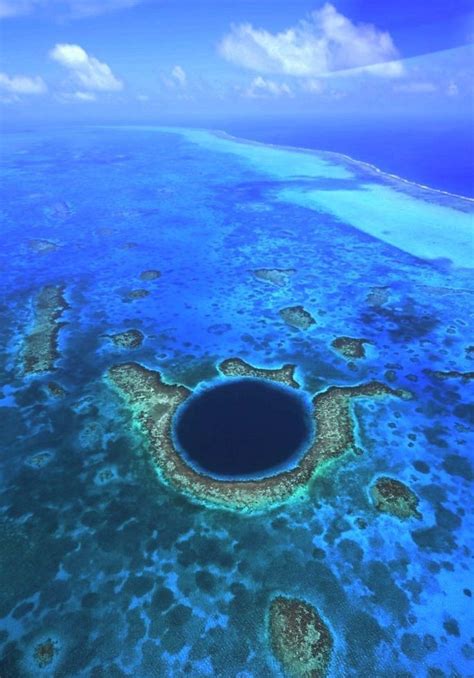 The Ultimate Guide To Diving The Blue Hole In Belize | Johnny Africa ...